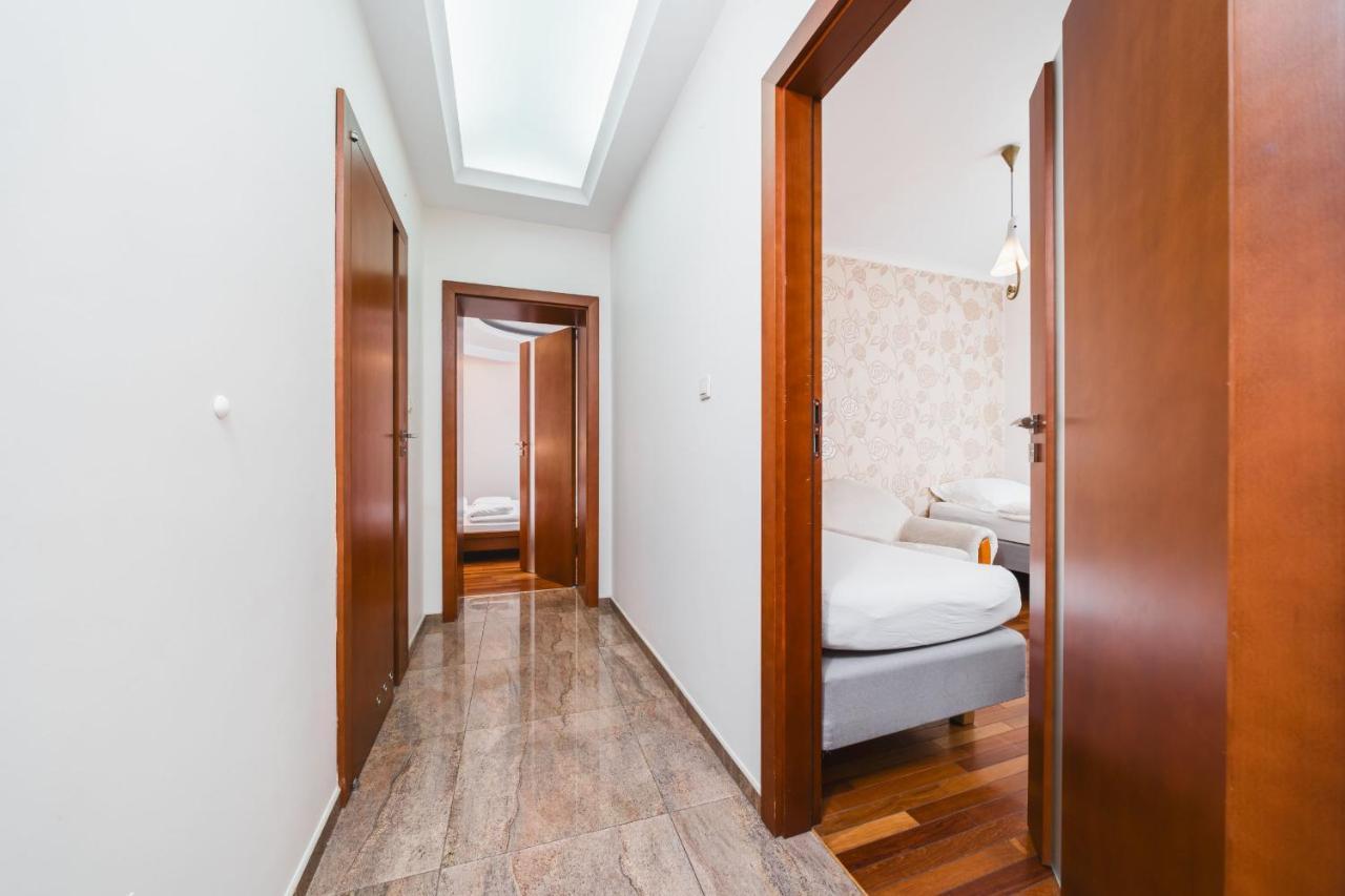 Apartament W Centrum Krakowa Na Ulicy Dlugiej Ngoại thất bức ảnh